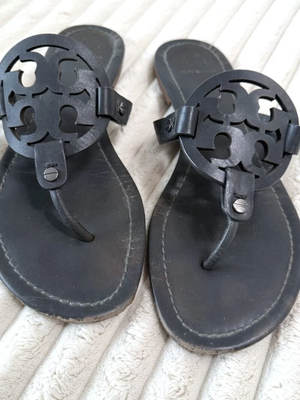 Tory Burch Miller Thong sandal - Charcoal Size 9